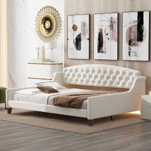 Full Size Luxury Tufted Button Daybed for Bedroom - 1 of 4