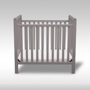 Delta Children Classic Mini Crib Convertible to Twin Bed - 1 of 4