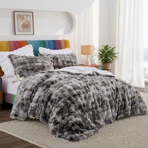 Peace Nest Ultra-Soft Tie-Dye Comforter Set with Plush Faux Fur & Reversible Shearling - 1 of 4