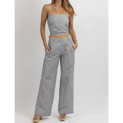 Women's Strut Pinstripe Set - OLIVACEOUS