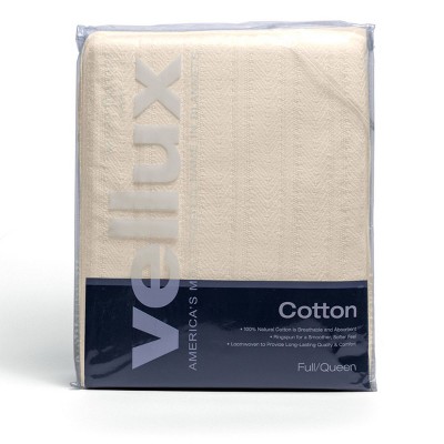 Luxurious King-Sized Chevron Cotton Blanket in Ecru
