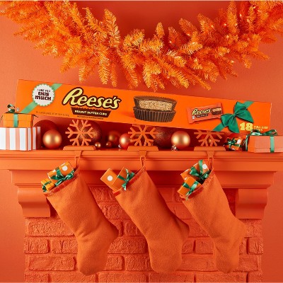 Reese's - Brandclub - Reese's Peanut Butter Cups Christmas