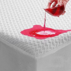Aoibox Queen Mattress Protector Waterproof Breathable 3D Air Fabric Cooling Deep Pocket Ultra Soft Washable Fit 8 to 21 Inch Noiseless 60 x 80 Inch - 1 of 4