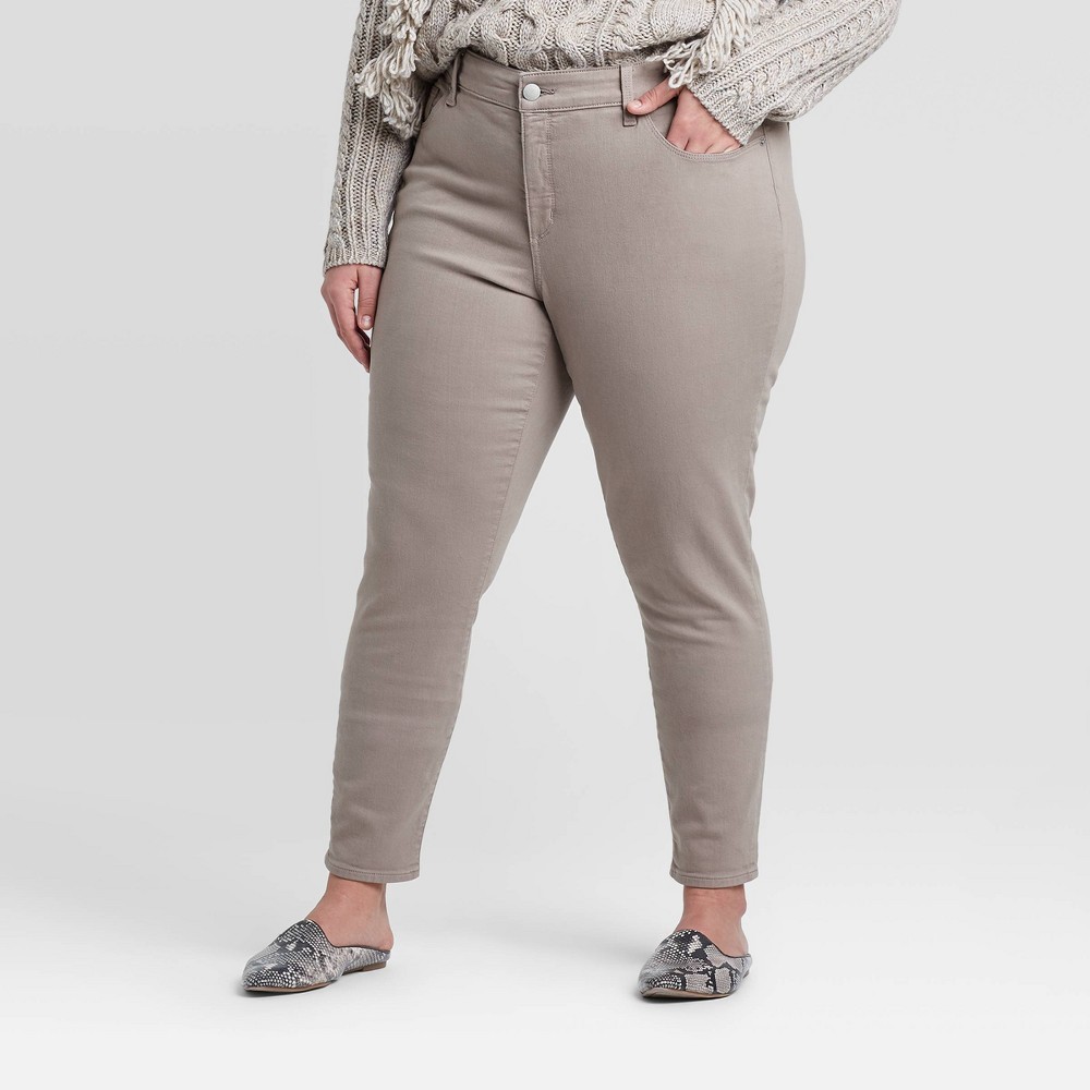 Women's Plus Size Mid-Rise Skinny Jeans - Universal Thread Gray 18W was $29.99 now $20.99 (30.0% off)