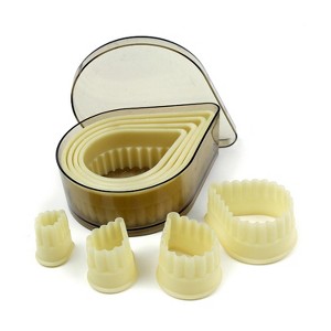 O'Creme Heat Resistant Cutters, Fluted Teardrop, Plastic, 8-Piece Set - 1 of 1