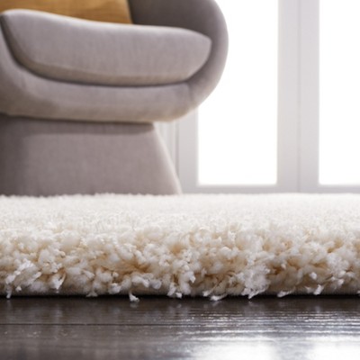 Coastal Comfort Ivory Shag Rug 5'3" x 7'6" Synthetic Blend