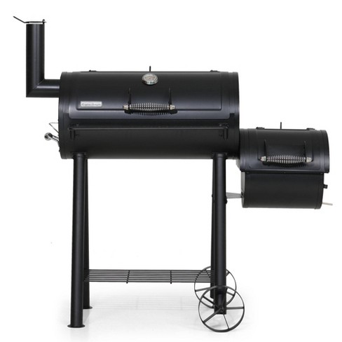 Offset smoker outlet design