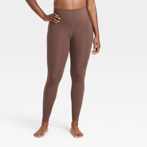 Lululemon Womens Capri Leggings & Bermuda Shorts Size 12 Large - clothing &  accessories - by owner - apparel sale 