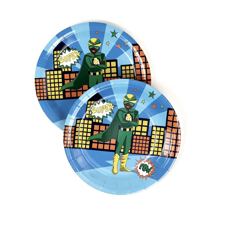 Anna + Pookie 9" Boy Green Super Hero Paper Party Plates 8 Ct., 3 of 4