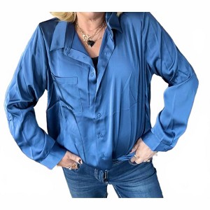 Women's Effortlessly Iconic Button Down Top - Plus - SKIES ARE BLUE - 1 of 3
