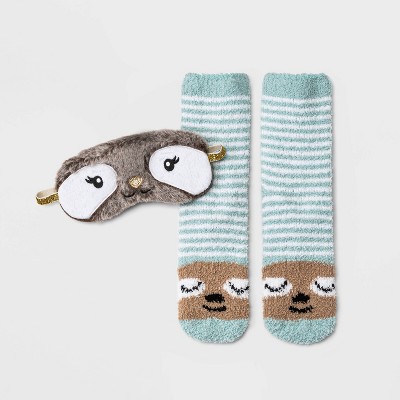 Women's Sloth Faux Fur Eye Mask & Cozy Socks Set - Brown/Mint 4-10