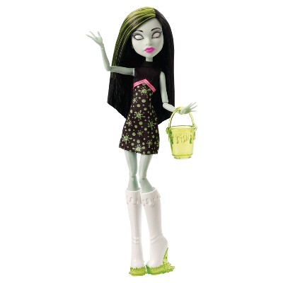 Monster High Ghoul Fair Scarah Screams Doll