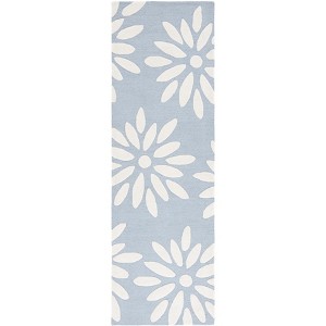 Safavieh Kids Daisy SFK914 Hand Tufted Indoor Rugs - Safavieh - 1 of 4