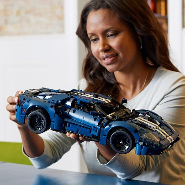 LEGO Technic Modelo de Auto Ford GT 2022 Set 42154 6