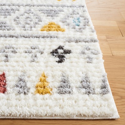 Marrakesh Ivory and Grey 8' x 10' Synthetic Area Rug