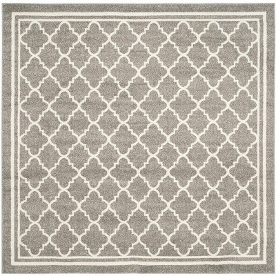 dark grey/beige