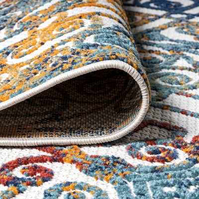 Blue and Cream Trellis Synthetic 4' x 6' Reversible Rug