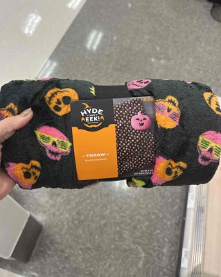 Skull Printed Plush Halloween Throw Blanket Black Hyde Eek Boutique Recycled Polyester Knitted 50x60