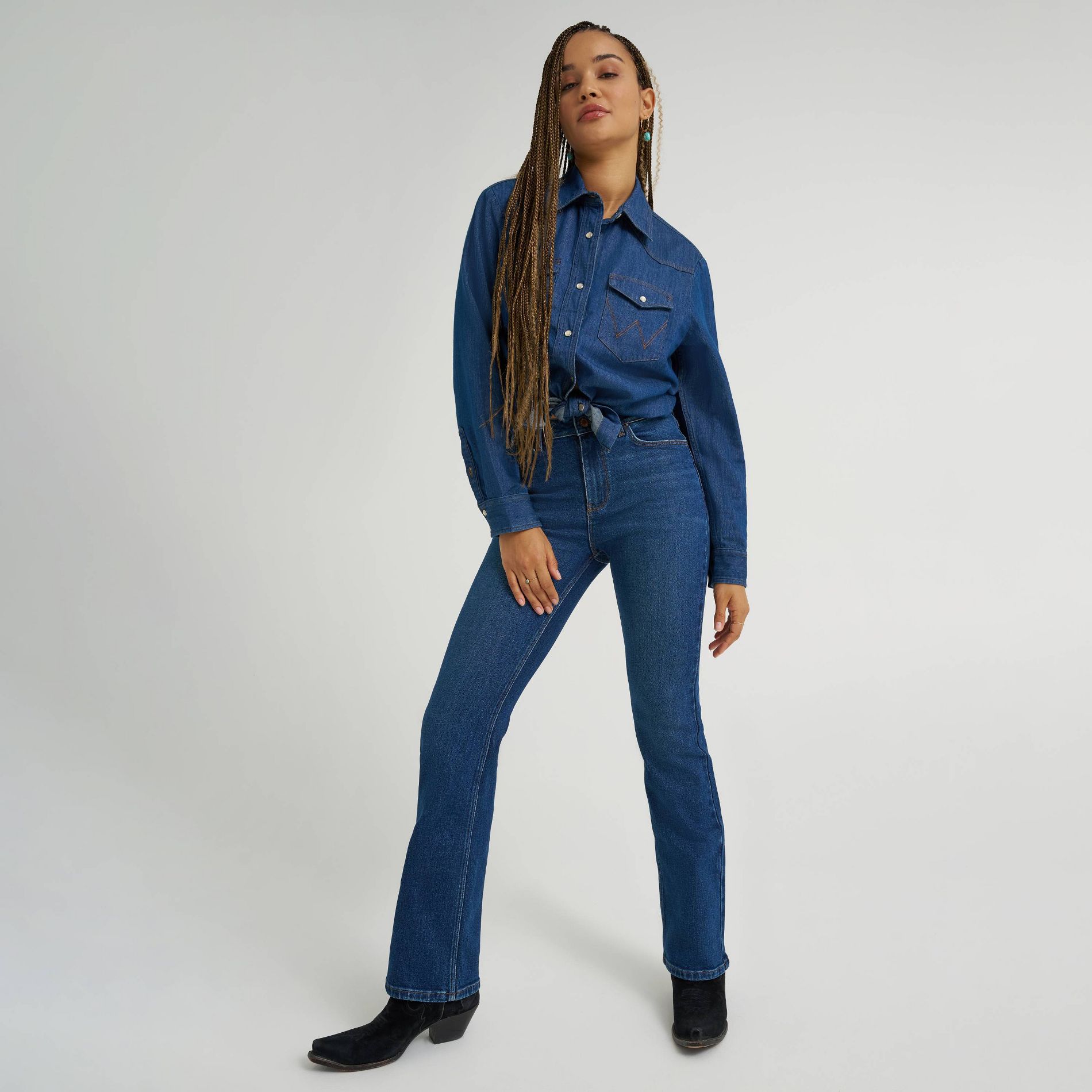 Wrangler Women's High-Rise Bootcut Jeans - Echo Wash