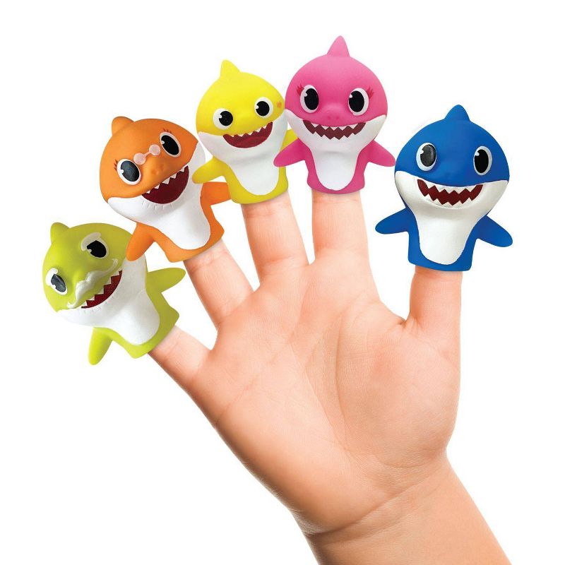 Baby Shark Finger Puppets and Bath Squirter - 7pc, 3 of 10