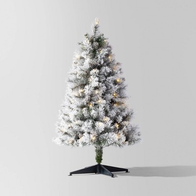 4&#39; Pre-lit LED Flocked Douglas Fir Artificial Christmas Tree Warm White Lights - Wondershop&#8482;