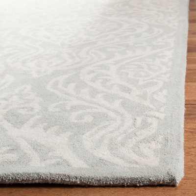 Hand-Tufted Gray Wool Rectangular Area Rug - 59" x 84"