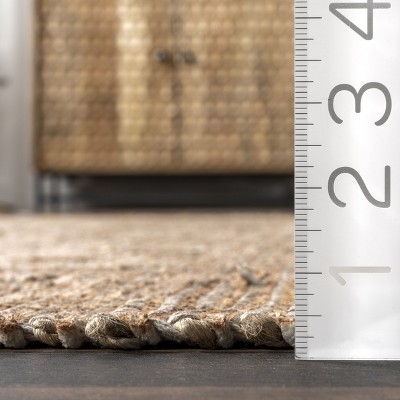 Olive and Beige Synthetic Medallion Tassel Area Rug, 4' x 6'