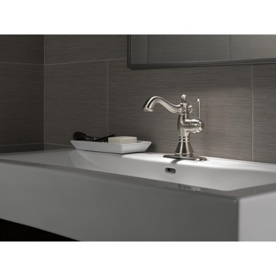 Stainless Steel Single Handle Bathroom Faucet with Metal Drain Assembly