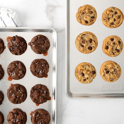 Silver Aluminum Non-Stick Half Sheet Pan Set