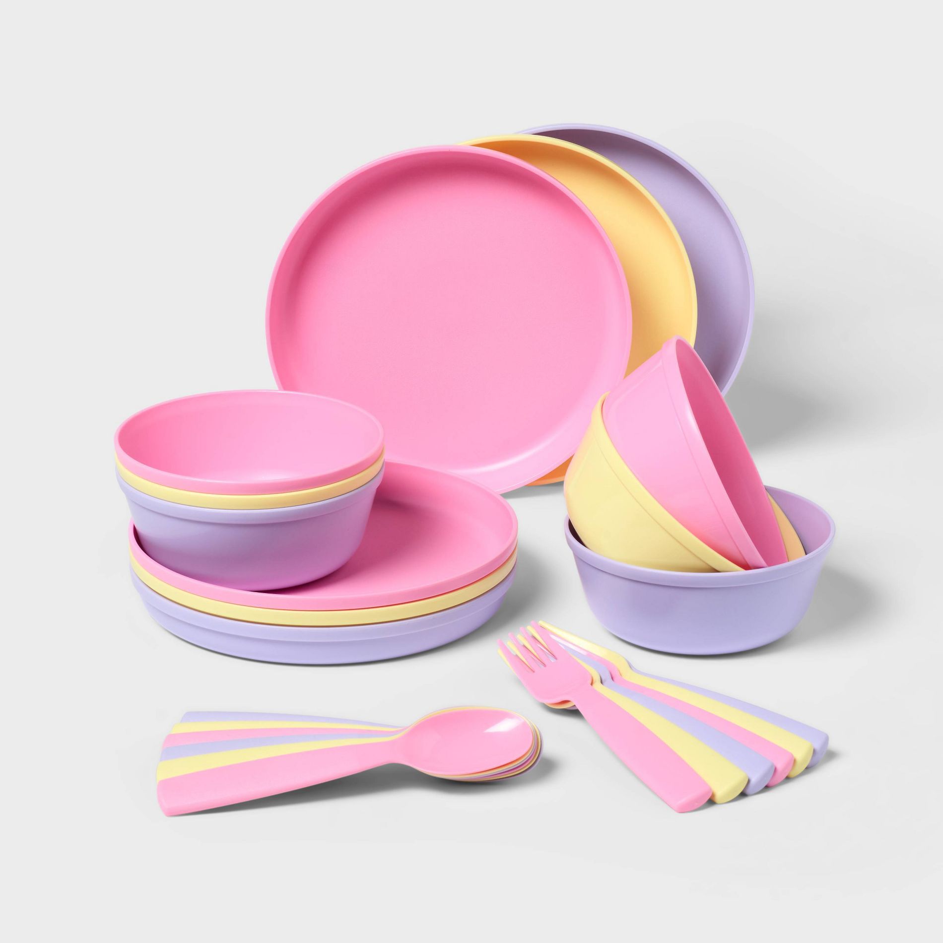 Target 24pc Girls' Plastic Dinnerware Set