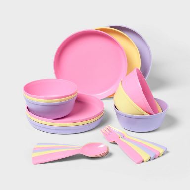 Target 24pc Girls' Plastic Dinnerware Set