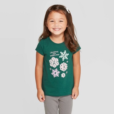 girls green shirt