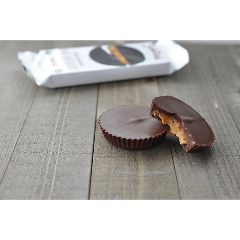 Justin&#39;s Organic Dark Chocolate Peanut Butter Cups Candy  - 1.4oz, 3 of 8