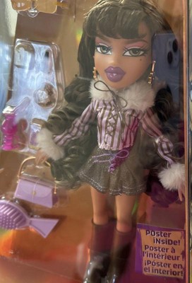 Bratz Alwayz Yasmin Fashion Doll with 10 Accessories