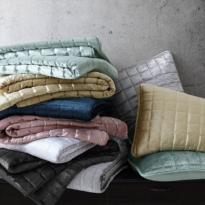 Graphite Velvet Reversible Full/Queen Quilt Set with Shams