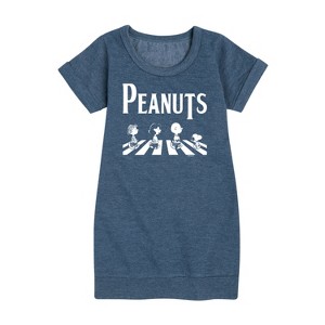 - Peanuts - Peanuts Crossing Road Graphic Short Sleeve Fleece Dress - 1 of 4