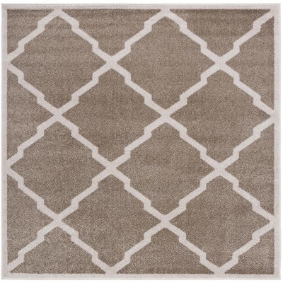 Amherst AMT421 Power Loomed Indoor Rug -Safavieh