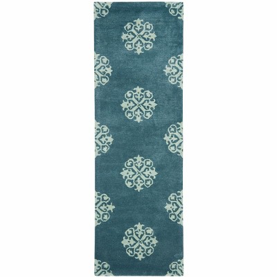 Soho SOH424 Hand Tufted Area Rug - Safavieh