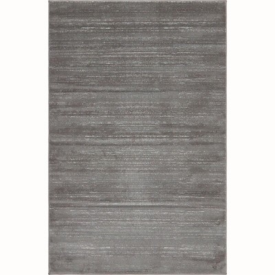 Elegant Gray 4' x 6' Rectangular Easy-Care Synthetic Area Rug