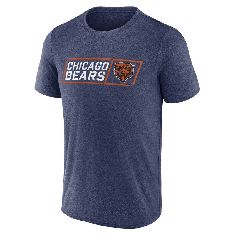 NFL Chicago Bears Men&#39;s Quick Tag Athleisure T-Shirt, 2 of 4