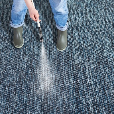 Navy Square Synthetic Indoor/Outdoor Area Rug 6'-7"