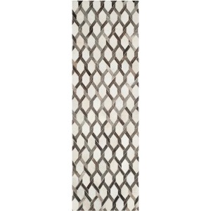 Studio Leather STL666 Hand Woven Indoor Rugs - Safavieh - 1 of 4