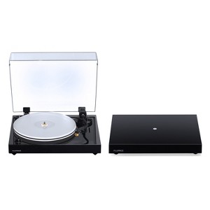 Fluance RT85N Reference HiFi Turntable with Nagaoka MP-110 Cartridge And Anti-Vibration Isolation Base - 1 of 4