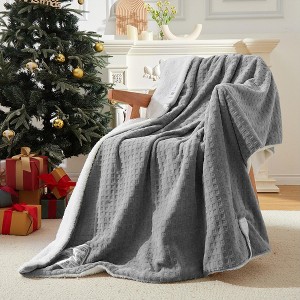 Electric Heated Throw Blanket with Waffle Texture, Soft Flannel, ETL Certified, 5 Heat Settings, Machine Washable, Auto Shut-Off 4 Hours - 1 of 4