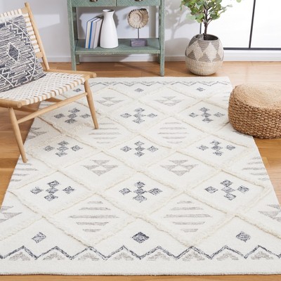 Handmade Black Wool Tufted Shag 4' x 6' Rug