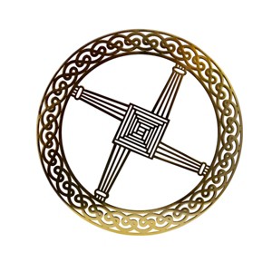 Slickblue Celtic Metal Wall Art – 12" Round Hanging Decor in 8 Irish Designs & 4 Finish Options for Home - 1 of 4