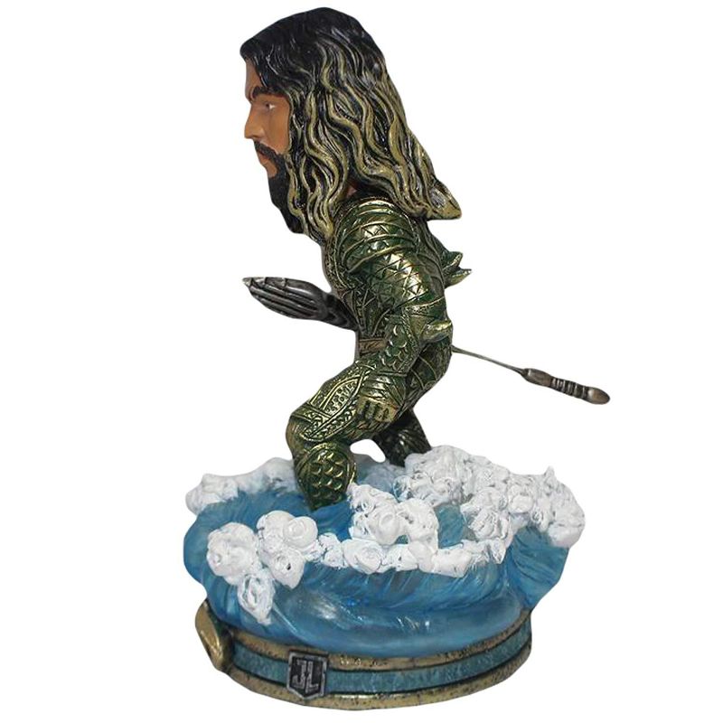 Forever Collectibles DC Justice League 8 Inch FOCO Resin Bobblehead - Aquaman, 3 of 4