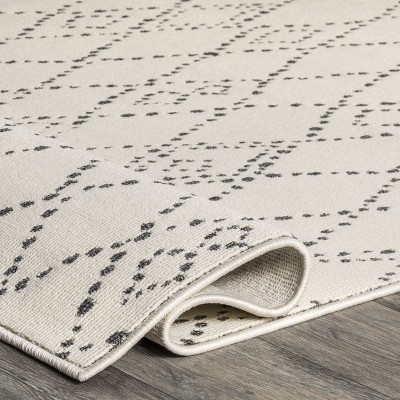 Beige Synthetic Diamond Pattern 5x8 Area Rug