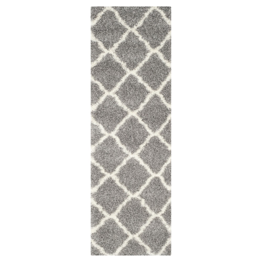 2'3inx9' Runner La Ronde Rug Gray/Ivory - Safavieh