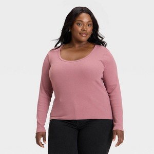 Women's Slim Fit Long Sleeve Scoop Neck Ribbed T-Shirt - Universal Thread™ - 1 of 3